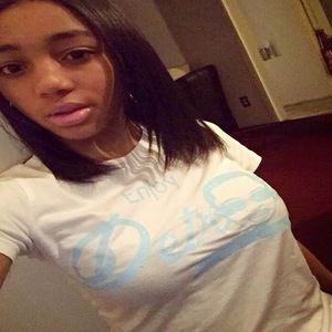 Meet your Posher, Camry